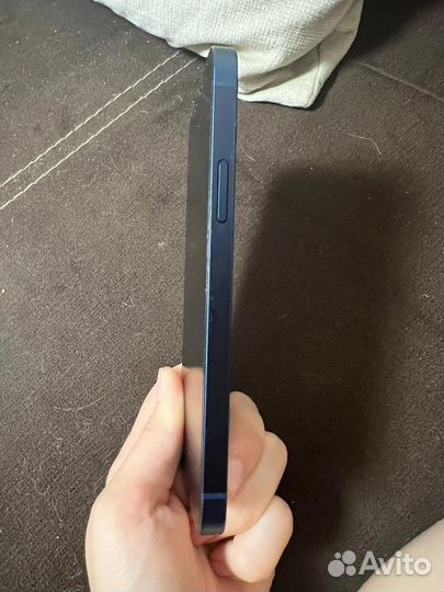 Телефон iPhone12