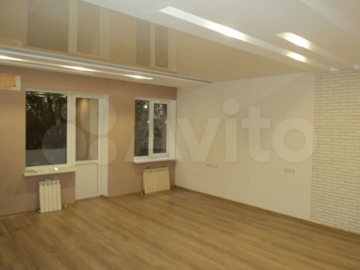 1-к. квартира, 46 м², 1/3 эт.