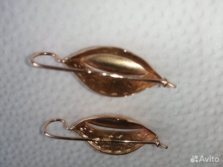 Золотые серьги