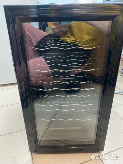 Шкаф холодильный для вина gastrorag бу