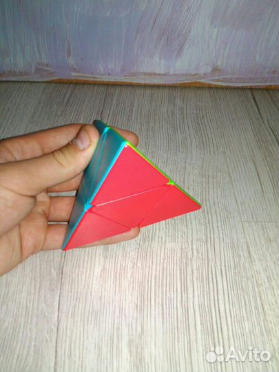 Пирамидка 2х2