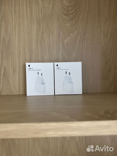 Адаптер Apple 20W USB C mhje3ZM/A