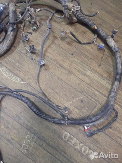 LADA largus проводка моторного отсека