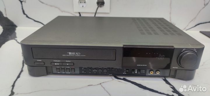 Видеомагнитофон