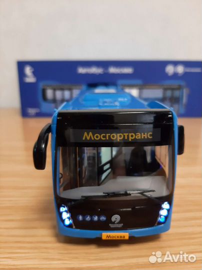 Модель автобуса 1:43 камаз мосгортранс