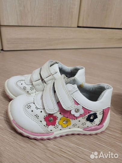 Обувь пакетом для девочки