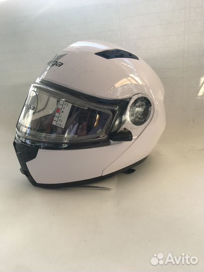 Шлем снегоходный c подогревом Vega Spark белый