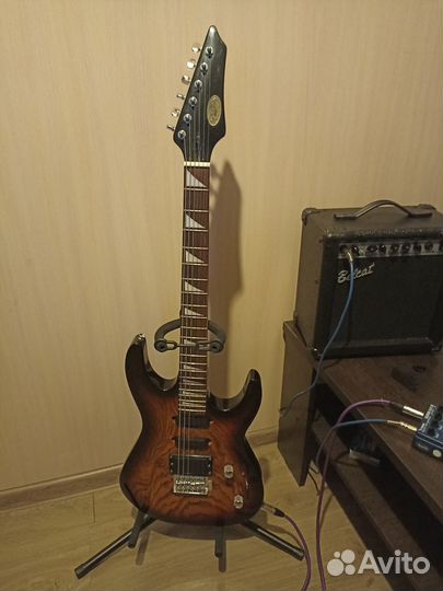 Электрогитара с комбиком бу