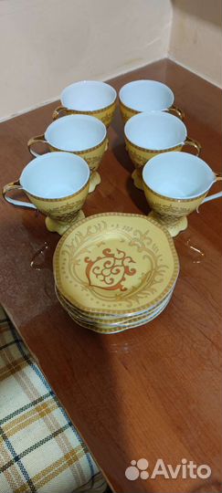 Фарфоровый подарочный чайно кофейный сервиз