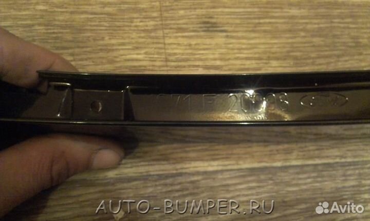 Ford Mondeo 3 Комби 2001- молдинг правой передней