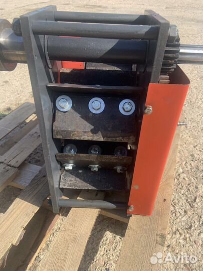 Измельчитель древесины, веток, досок, веткоруб