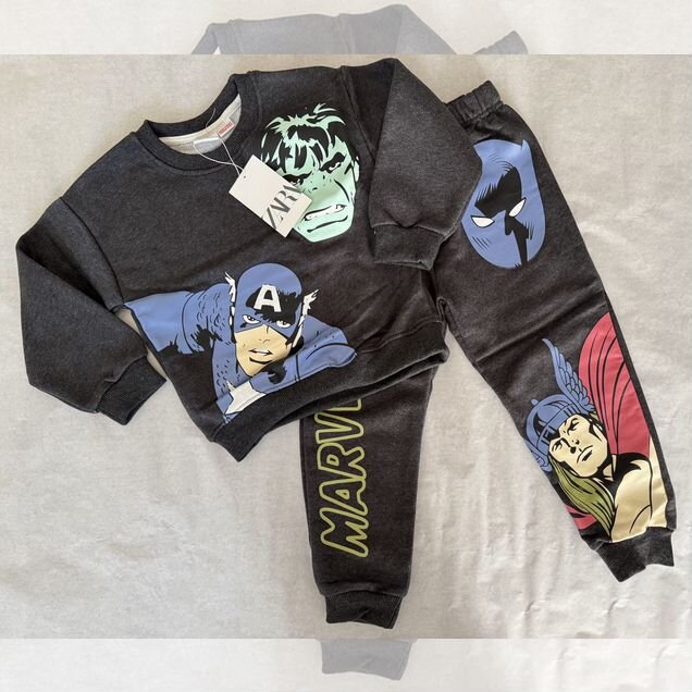 Костюм Zara Marvel 110 и 130