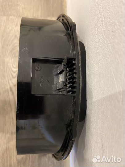 Динамик оригинал для Фольксваген Таурег NF 2011г +