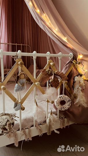 Балдахин над кроваткой