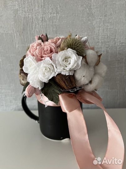 Букет на комод или в витрину