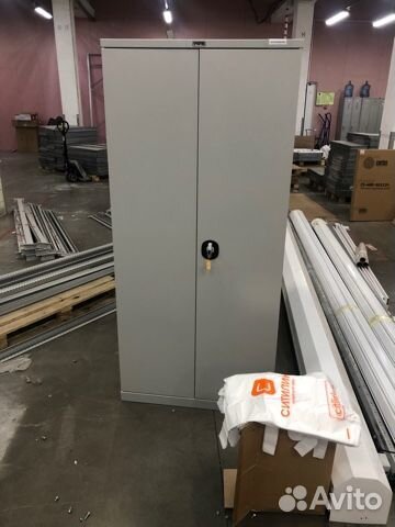 Металлические шкафчики б/у