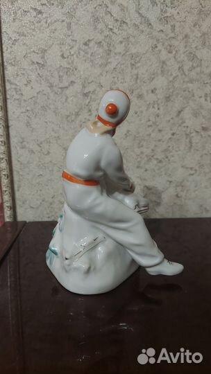 Статуэтка Конькобежка