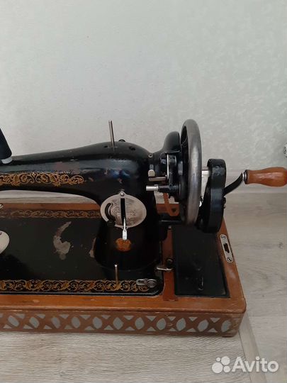 Швейная машинка пмз им.Калинина