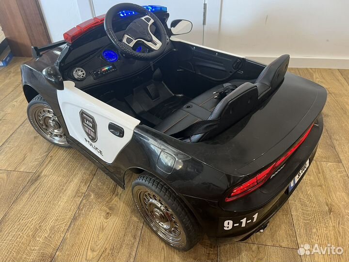 Детский электромобиль полицейский