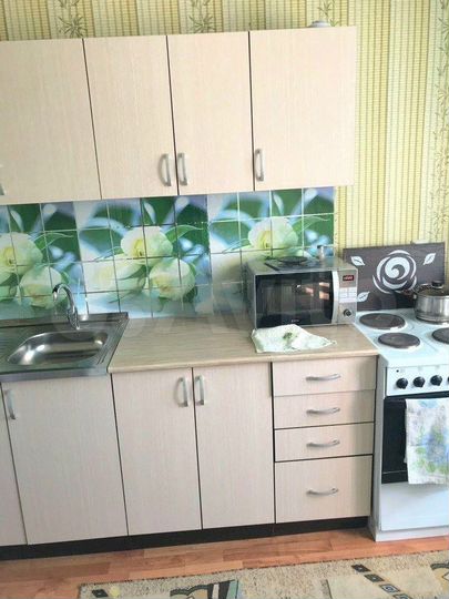 1-к. квартира, 42 м², 2/10 эт.