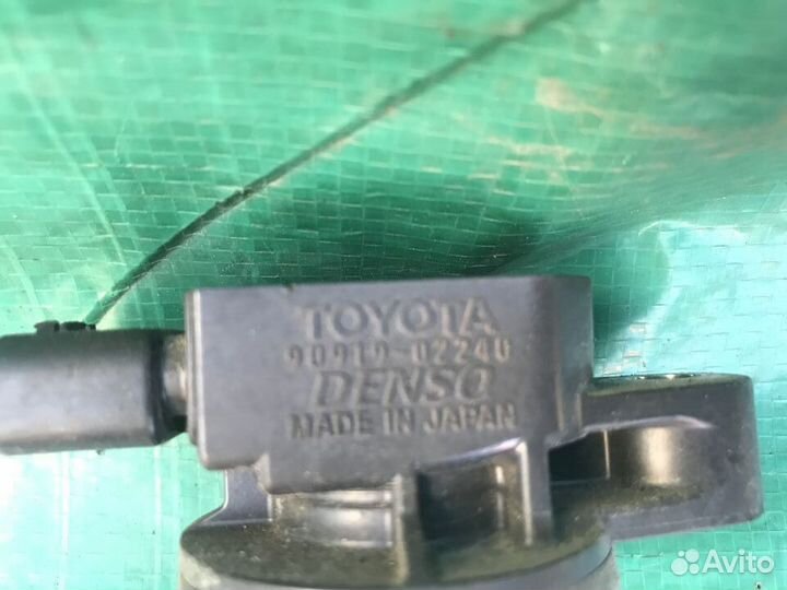 Катушка зажигания Toyota Prius 2008 г