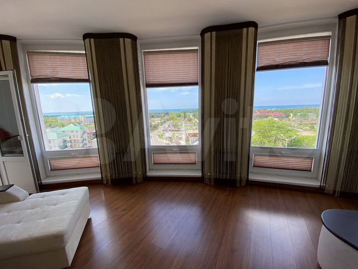 2-к. квартира, 67 м², 6/8 эт.