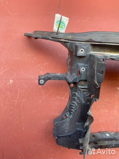 Передняя панель телевизор Volkswagen Passat B7