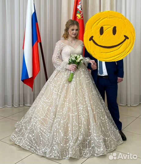 Свадебное платье