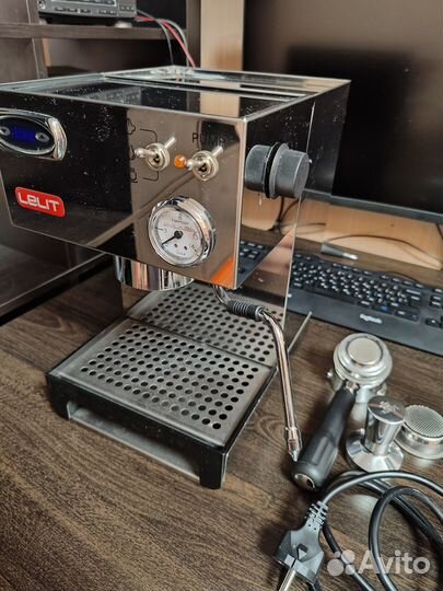 Кофеварка рожковая Lelit PL42TEM