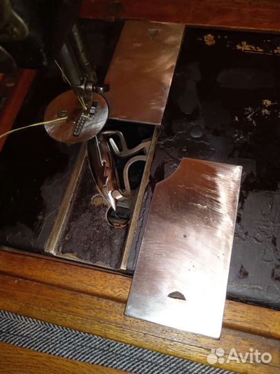 Швейная машинка зингер антикварная