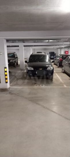 Машиноместо, 15 м²