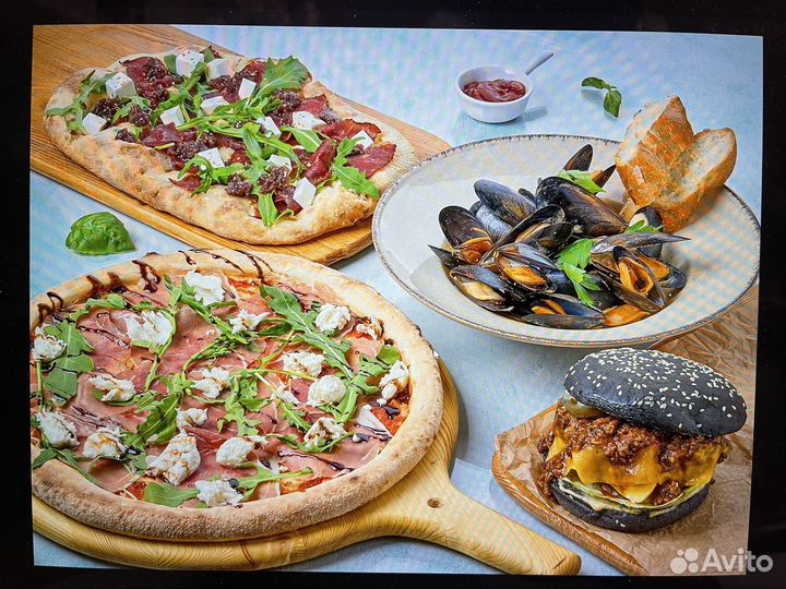 Бармен официант