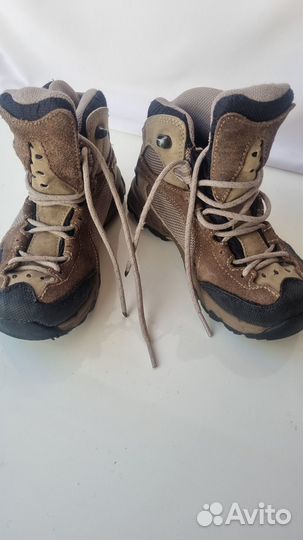Трекинговые детские ботинки