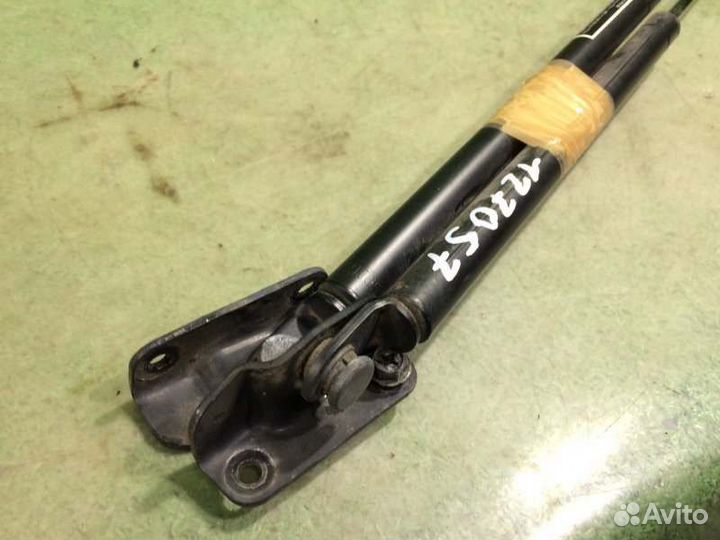 Амортизатор двери багажника Subaru Xv GP7 FB20