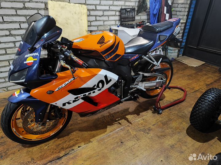 Honda cbr1000rr