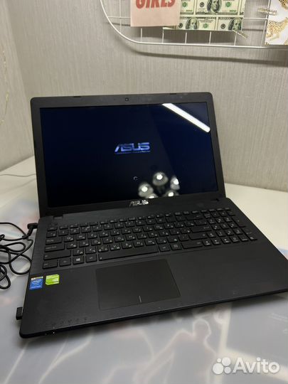 Ноутбук asus