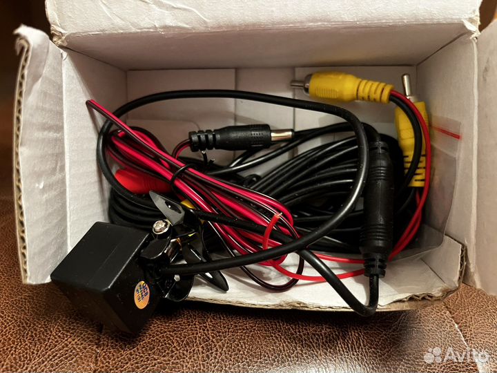 Камера заднего вида для автомагнитол