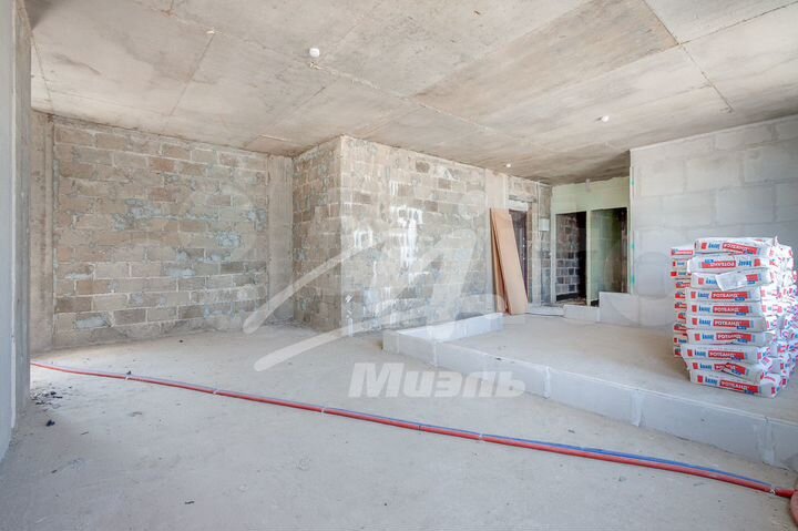 2-к. квартира, 70,3 м², 3/4 эт.