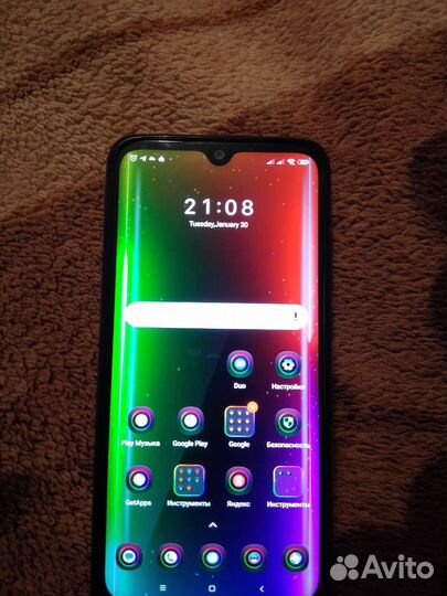 Xiaomi Redmi 8, 3/32 ГБ