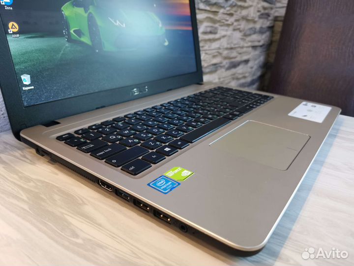 Игровой asus 4Core/4Gb/SSD240GB/GF 920mx