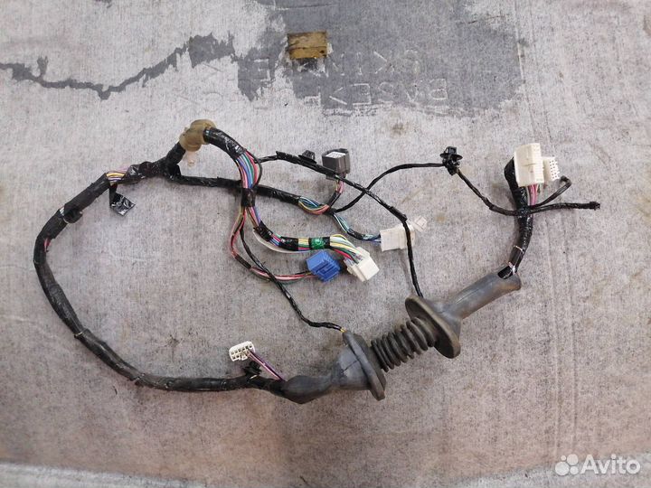 Проводка двери передней левой Mitsubishi ASX GA1W