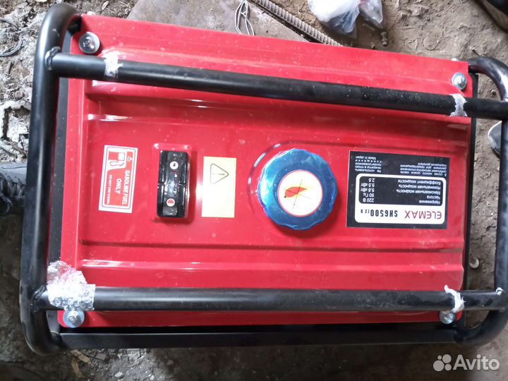 Бензиновый генератор