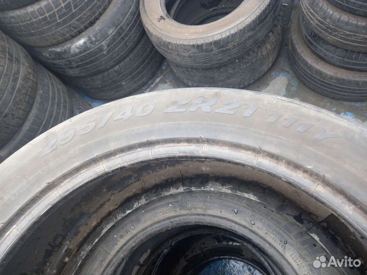 Pirelli P Zero 295/40 R21 111Y