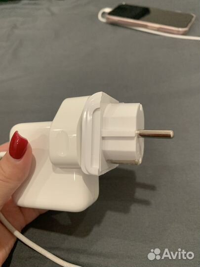 Зарядка на iPhone 30w USB-C Power Adapter