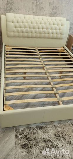 Кровать двухспальная с матрасом бу 160 200
