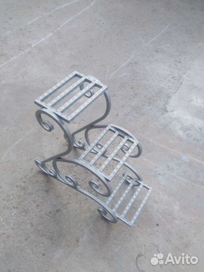 Цветочница (подставка)