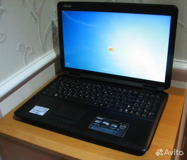 Asus K61 15.6