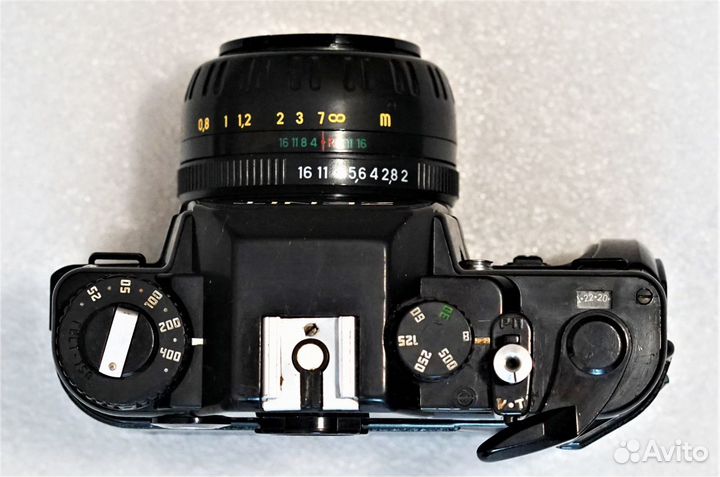 Пленочный зеркальный фотоаппарат Зенит 122