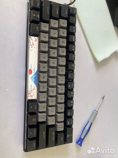 Клавиатура gk61