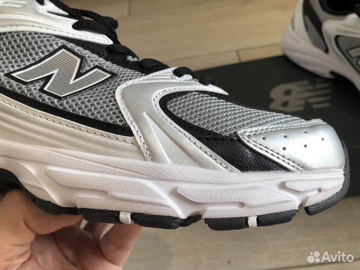 Оригинальные кроссовки new balance 530 черные